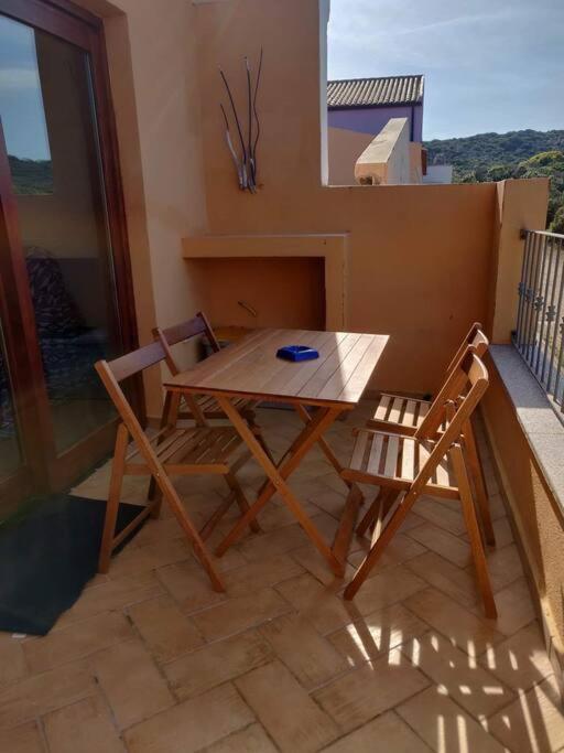 Case Vacanze A Santa Teresa Di Gallura Exterior photo
